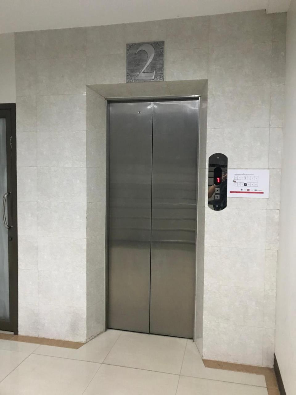 Ud Residence Удон-Тхани Экстерьер фото